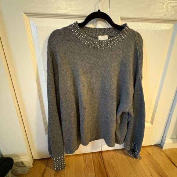 Light Gray crew neck H&M sweater size Large - Picture 1 of 3